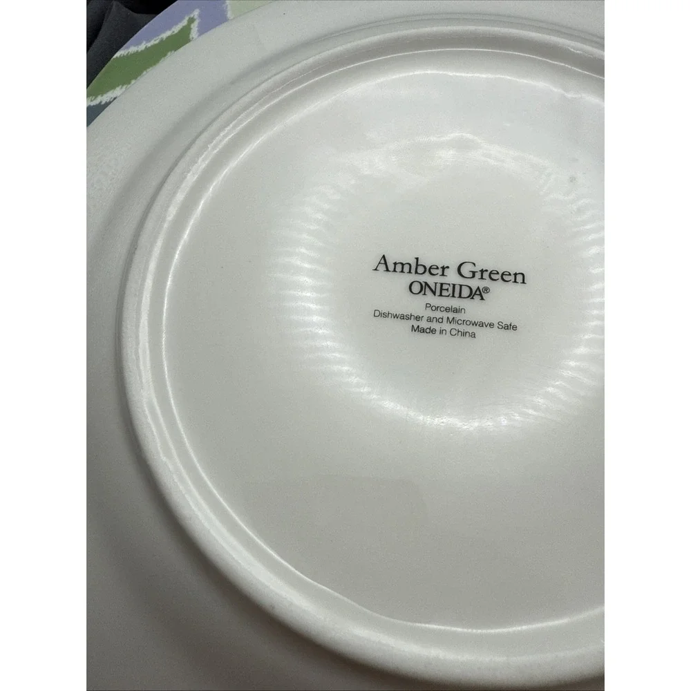 Oneida Porcelain Amber Green Salad Plates Blue,Green & Lav Scrolls set of 6